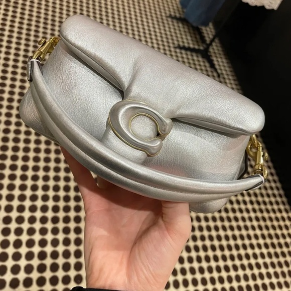 Coach Pillow Tabby Shoulder Bag 18 - Picture 11 of 11